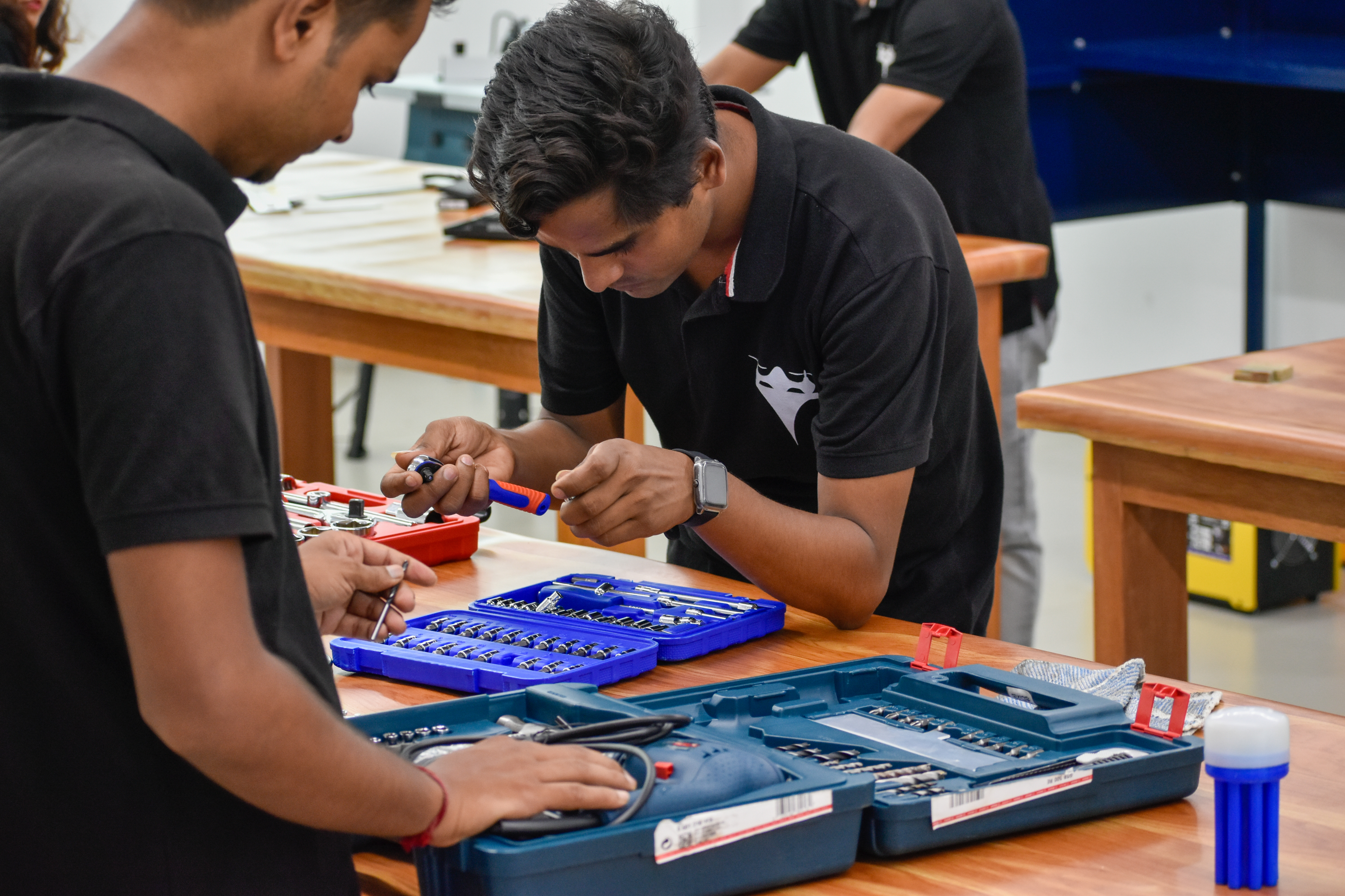 Flight test for Adarna Mini by TSAW staff, TSAW drone tech company, developing cutting-edge technologies to power the future of logistics, delivery, and more.